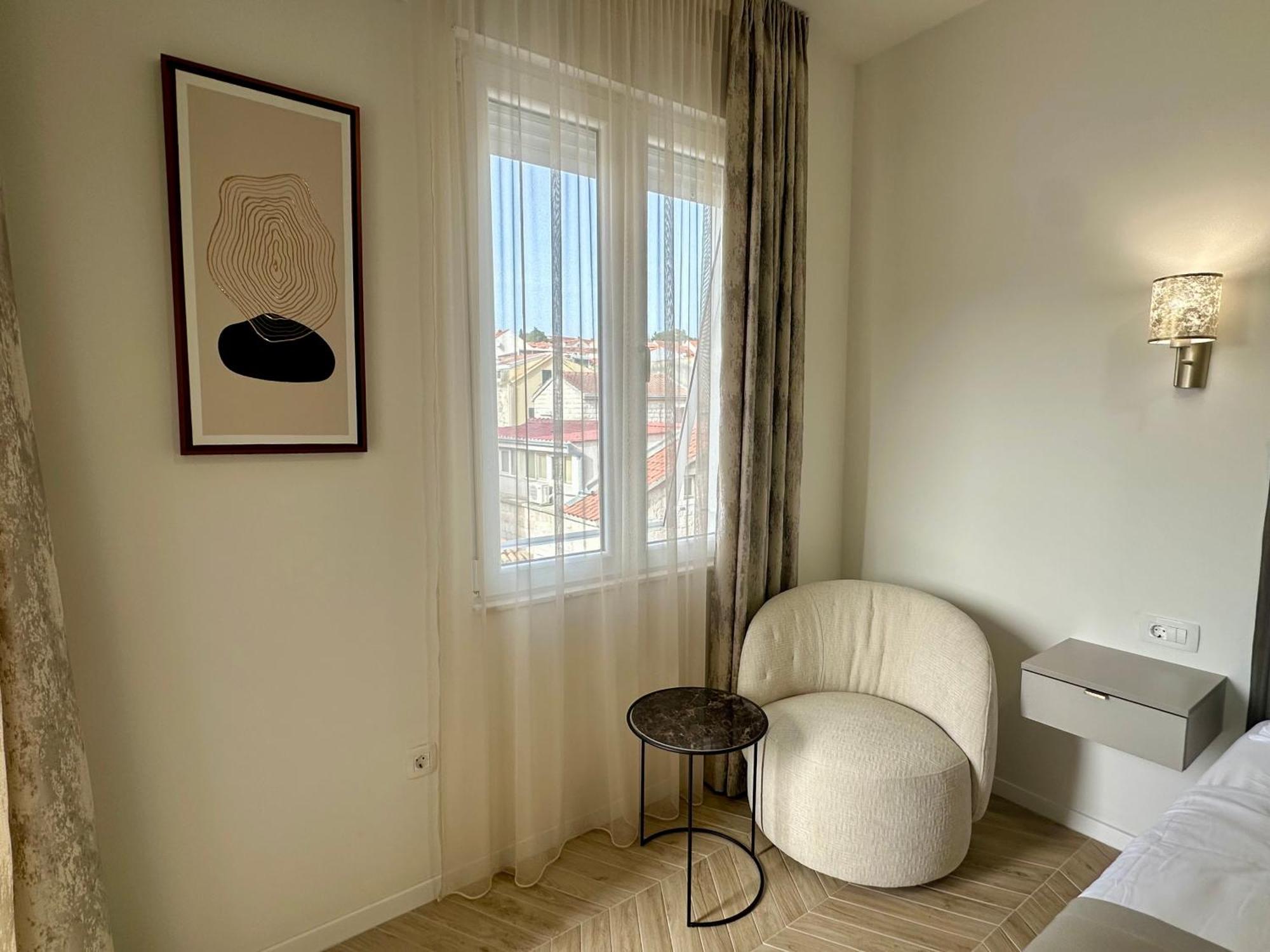 Mariani Luxury Rooms In Center Split Exterior foto