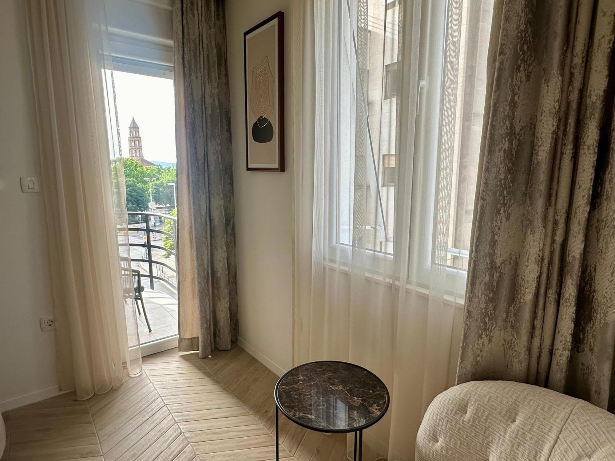 Mariani Luxury Rooms In Center Split Exterior foto
