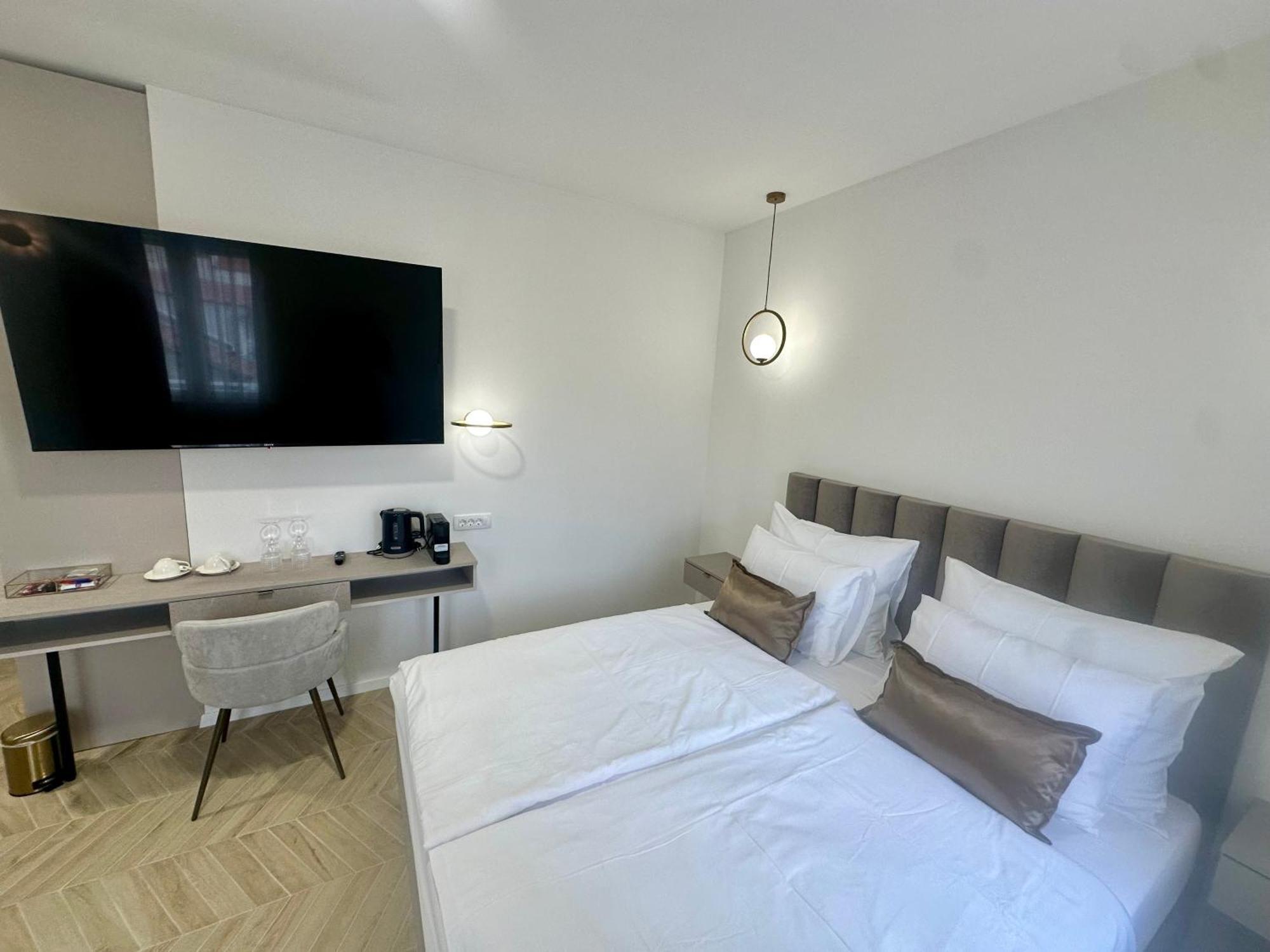Mariani Luxury Rooms In Center Split Exterior foto