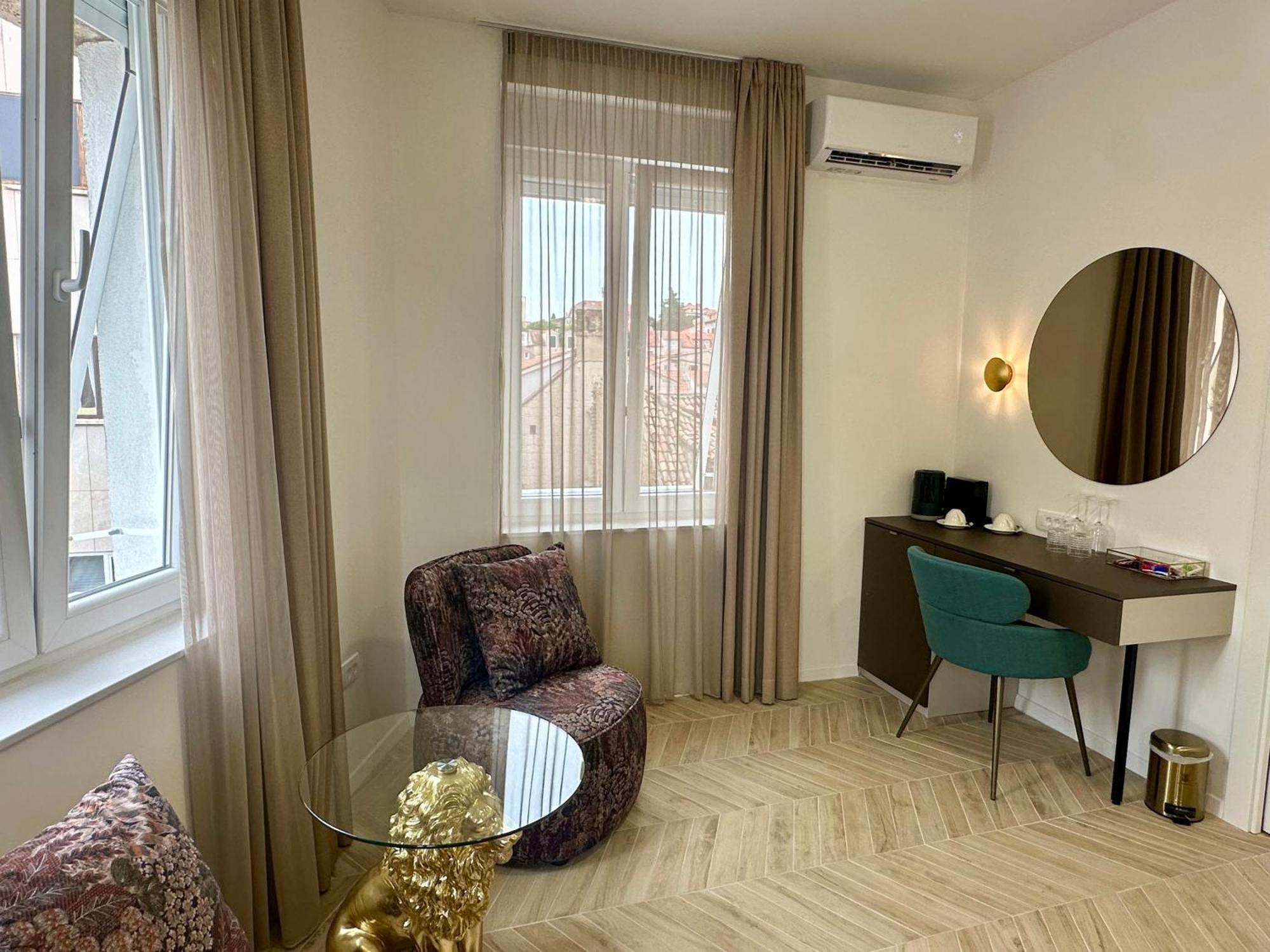 Mariani Luxury Rooms In Center Split Exterior foto